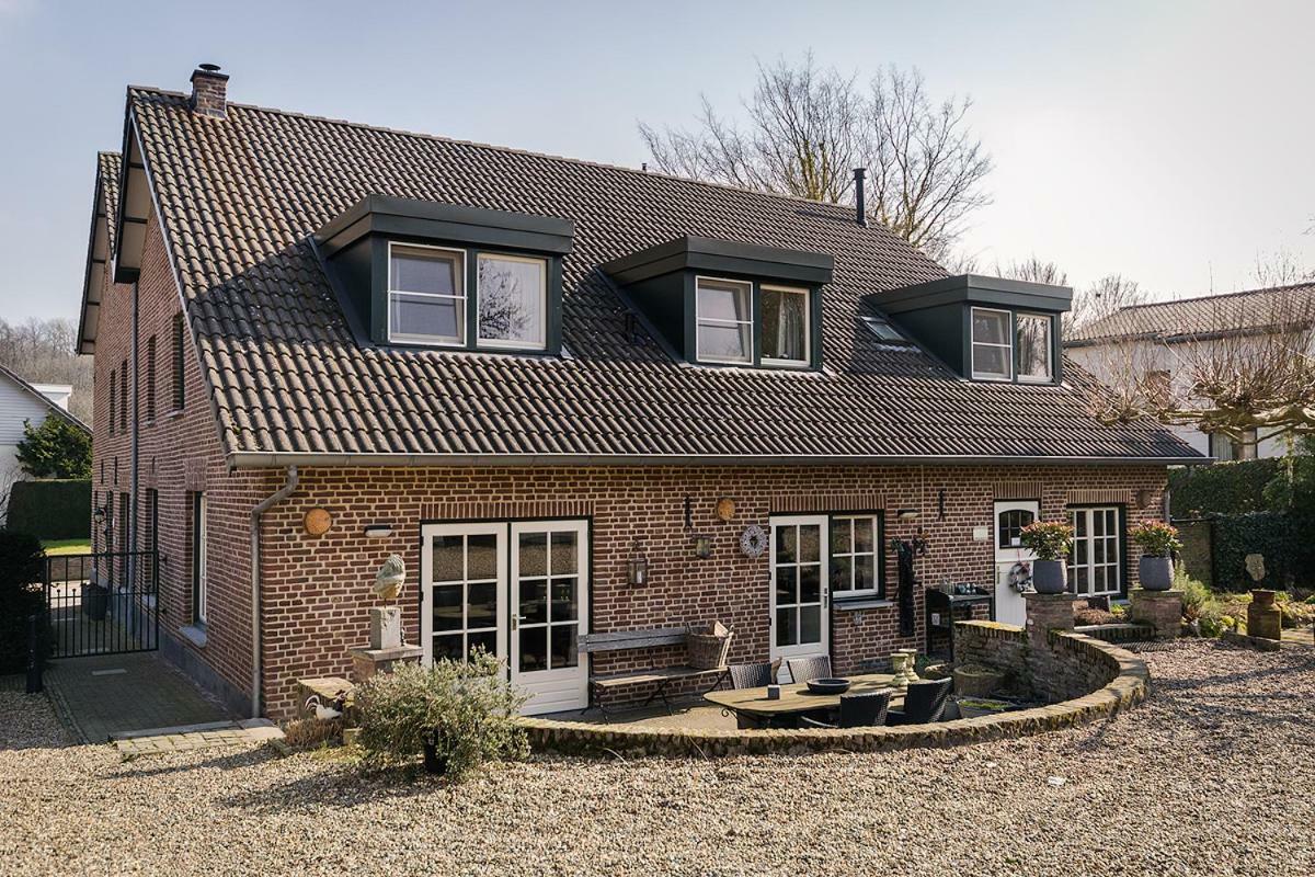 Sint Antoniusbank Bed & Breakfast Bemelen Exterior photo